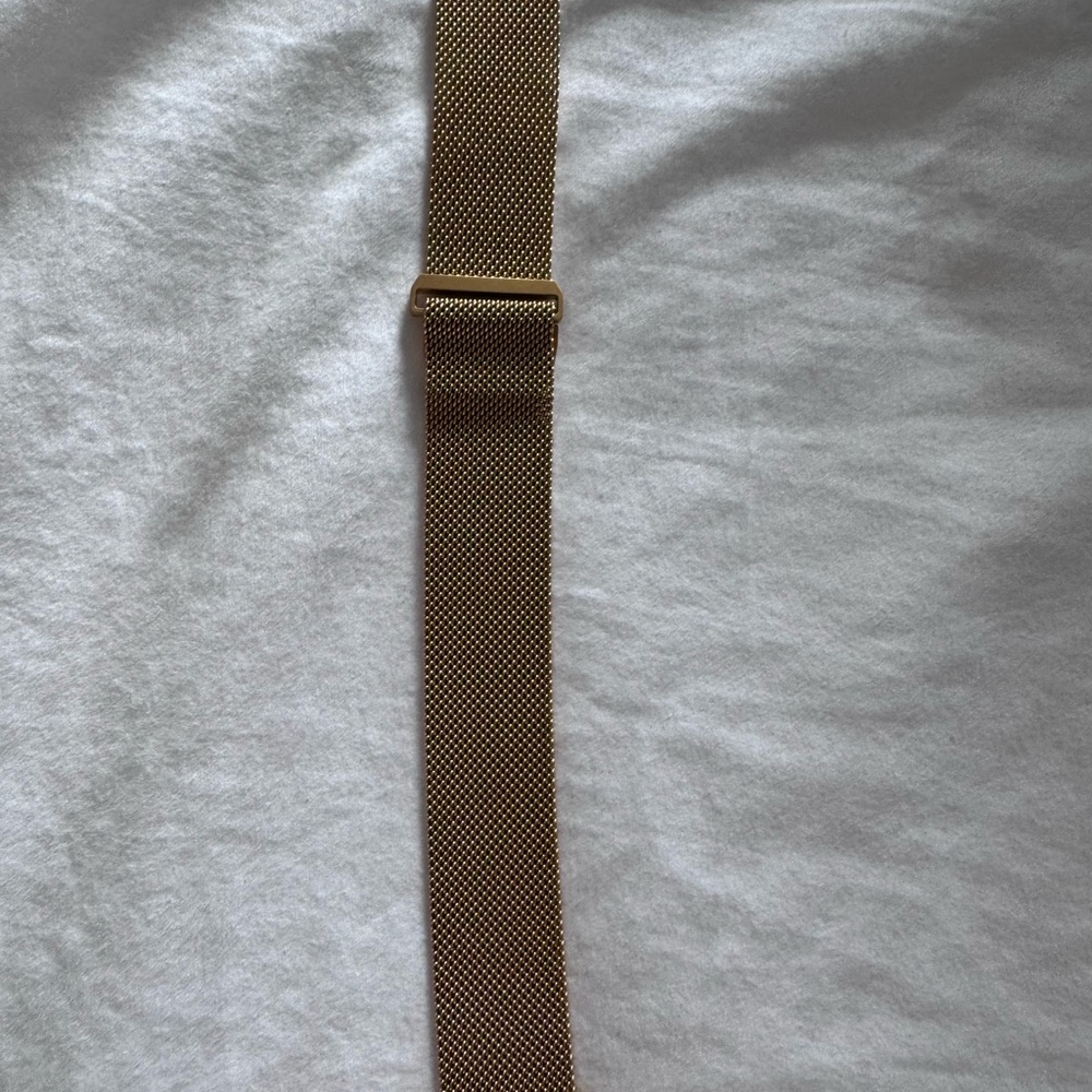 Apple Watch Series 5 40mm Gold Aluminum - Sport Band + gold bracelet band - Picture 6 of 6